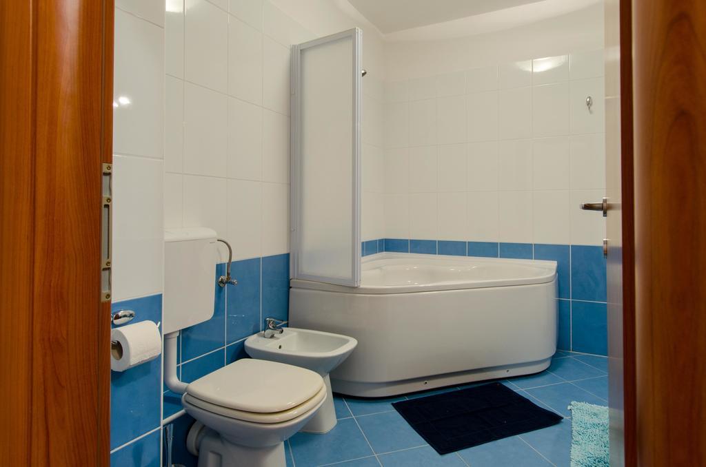 تروغير Deluxe Apartment Bagaric الغرفة الصورة